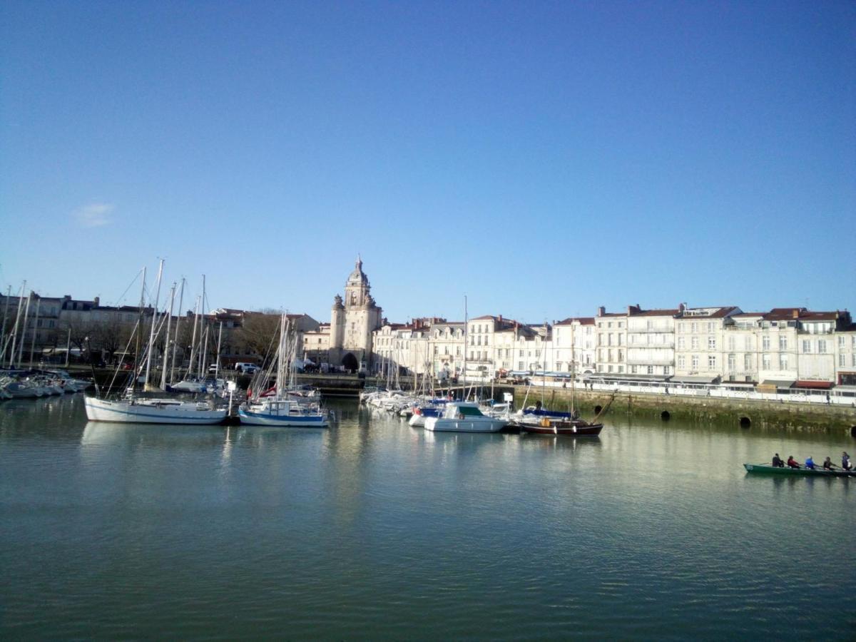 Le Fetilly Avec Parking Privatif Et Climatisation La Rochelle  Luaran gambar
